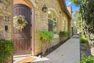 Photo #1: 225151689 Listing 