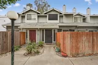 Photo #2: 225151910 Listing