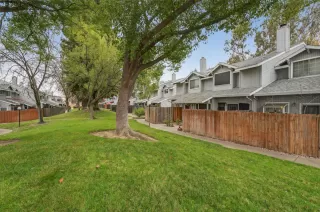 Photo #3: 225151910 Listing