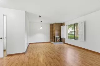 Photo #3: 225151954 Listing