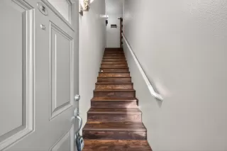 Photo #2: 225152951 Listing