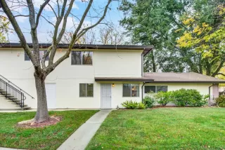 Photo #2: 225153492 Listing 