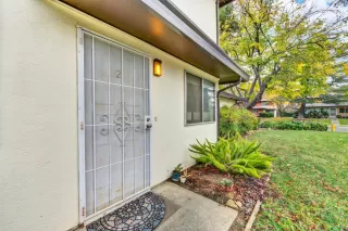 Photo #4: 225153492 Listing 