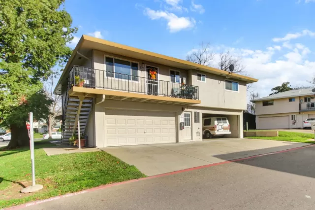 MLS: 225154104 Condo For Sale