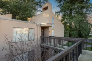 Photo #1: 226000321 Listing