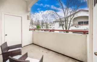 Photo #2: 226000407 Listing