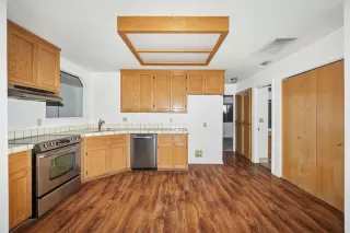 Photo #6: 226000456 Listing 