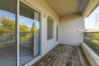 Photo #4: 226000730 Listing