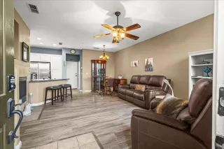 Photo #1: 226000742 Listing