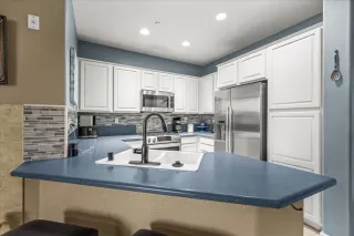 Photo #4: 226000742 Listing