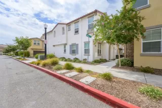 Photo #2: 226001223 Listing 