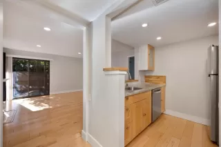 Photo #2: 226001687 Listing 