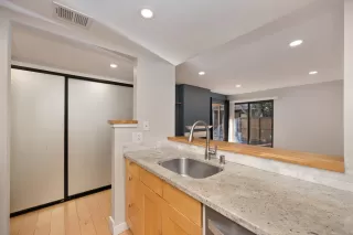 Photo #6: 226001687 Listing 