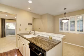 Photo #4: 226001893 Listing 