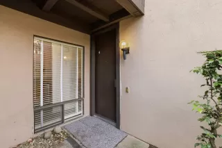 Photo #5: 226002021 Listing