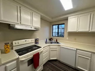 Photo #2: 226002024 Listing 