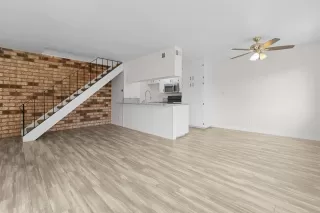 Photo #1: 226002114 Listing 