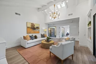 Photo #5: 226002169 Listing