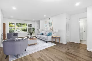 Photo #3: 226002233 Listing 