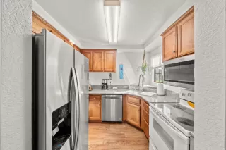 Photo #4: 226003058 Listing 