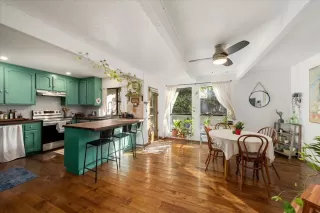 FORESTHILL GOLD TOWNHOMES Condos for Sale