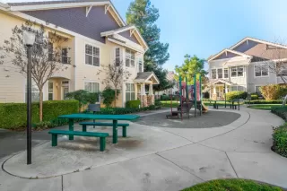 Photo #3: 226003633 Listing 