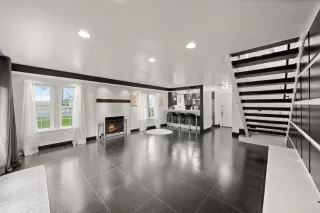 Photo #2: 226003777 Listing 