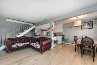 Photo #3: 226003911 Listing 