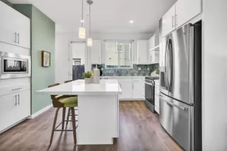 Photo #6: 226004100 Listing 