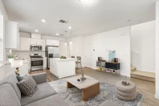 Photo #3: 226004480 Listing 