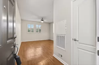 Photo #3: 226004542 Listing