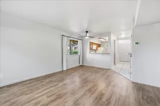 Photo #4: 226004606 Listing 