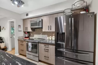 Photo #6: 226004607 Listing 