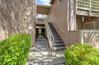 Photo #2: 226004857 Listing 