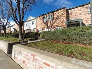 Photo #2: 226004906 Listing 