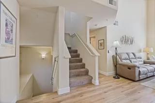 Photo #3: 226005075 Listing 