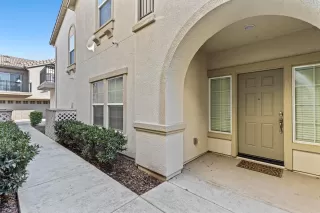 Photo #3: 226005934 Listing 