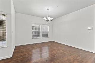 Photo #4: 226005934 Listing 