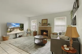 Photo #5: 226005968 Listing