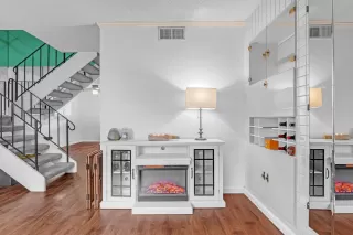 Photo #4: 226006290 Listing