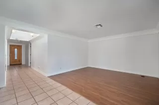 Photo #4: 226006530 Listing