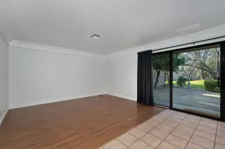 Photo #5: 226006530 Listing