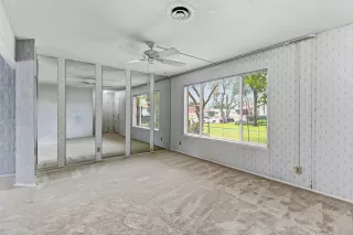 Photo #6: 226006891 Listing