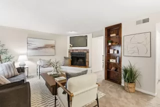 Photo #3: 226007745 Listing