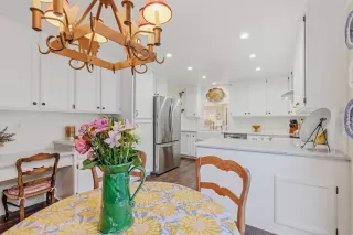 Photo #4: 226007797 Listing 