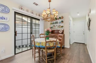 Photo #6: 226007797 Listing 