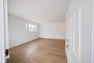 Photo #2: 226007940 Listing 