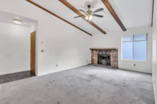 Photo #5: 226008232 Listing