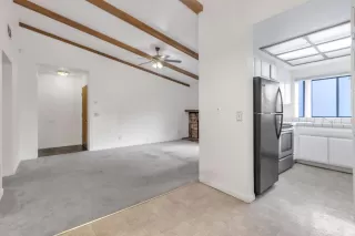 Photo #6: 226008232 Listing