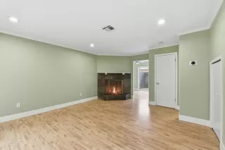 Photo #4: 226008289 Listing 